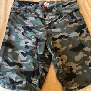 True Religion Camo swim trunks size 40
